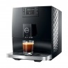 Machine espresso noire marque JURA vu de côté